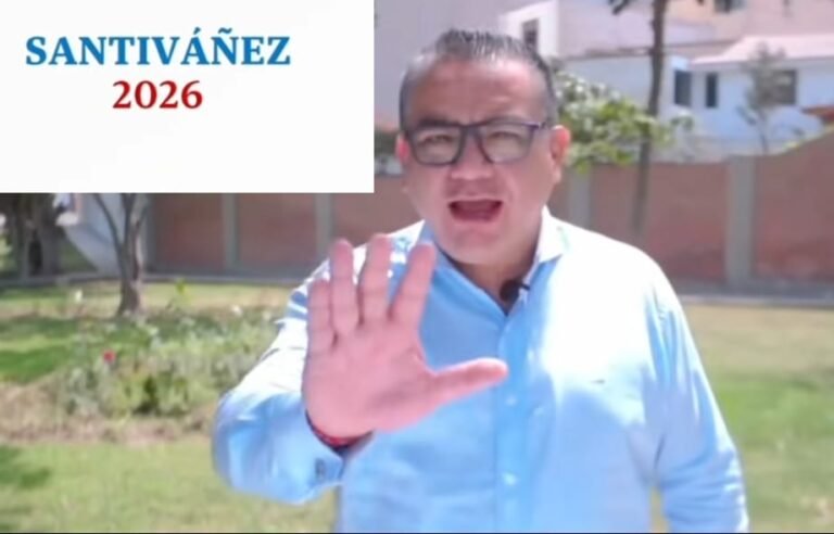Santiváñez anuncia candidatura ¡Basta! «Los Policías merecen respeto, yo estoy aquí para ellos»